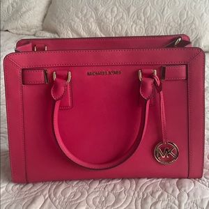 NWT Michael Kors Dillon Purse